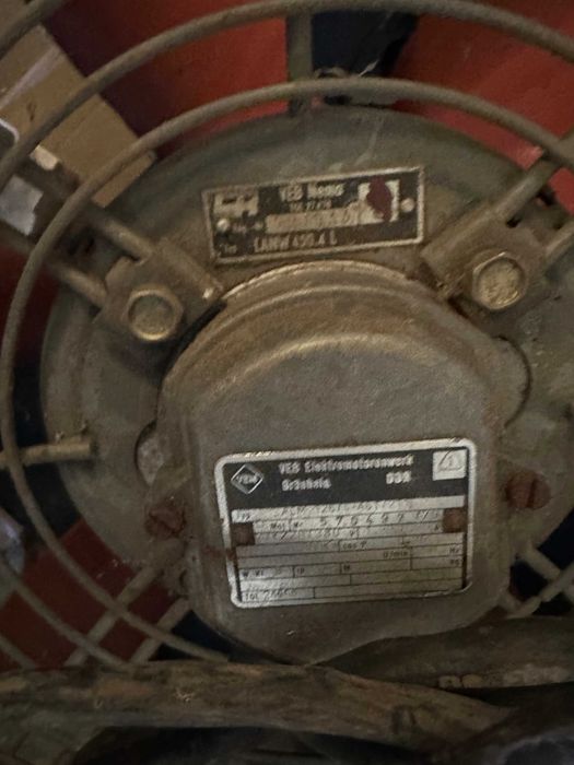 Промисловий вентилятор ( VEB Elektromotorenwerk)