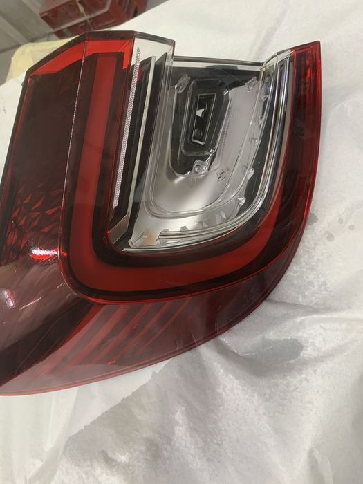 Renault captur farolin traz esq