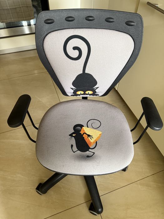 Sprzedam krzeslo obrotowe do biurka dla dziecka