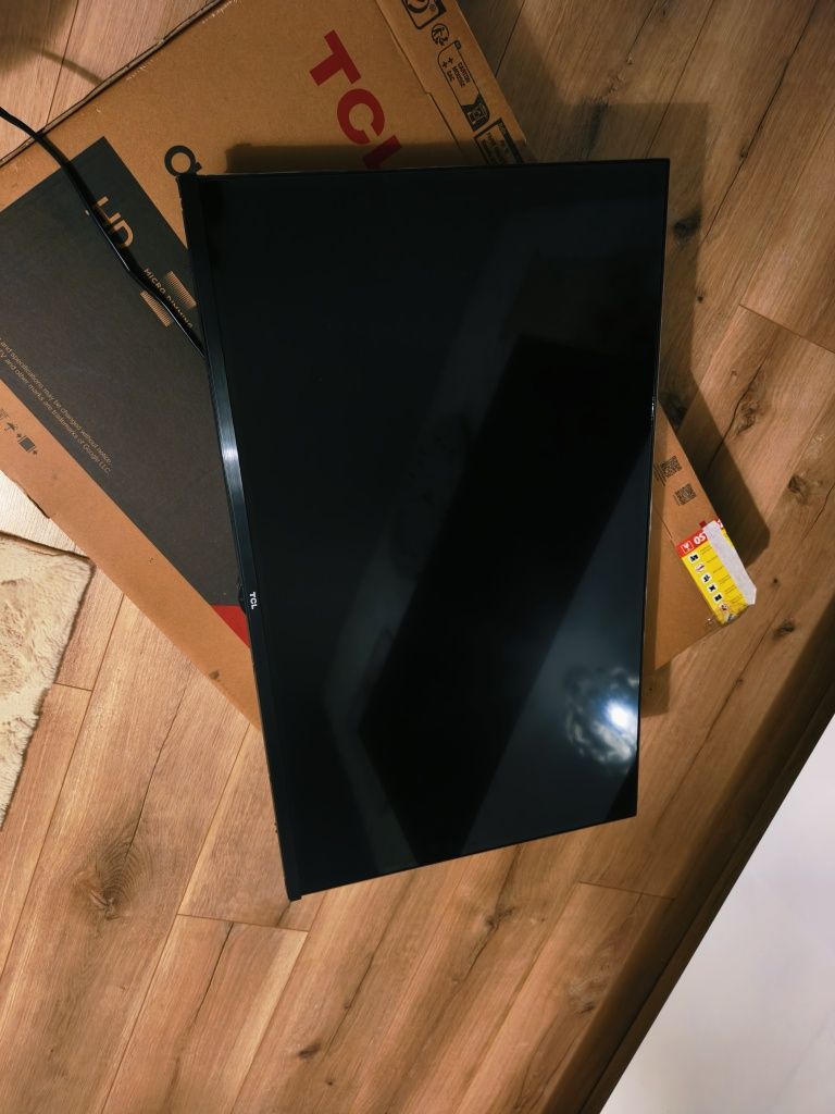 Telewizor TCL 32S6200 32" LED