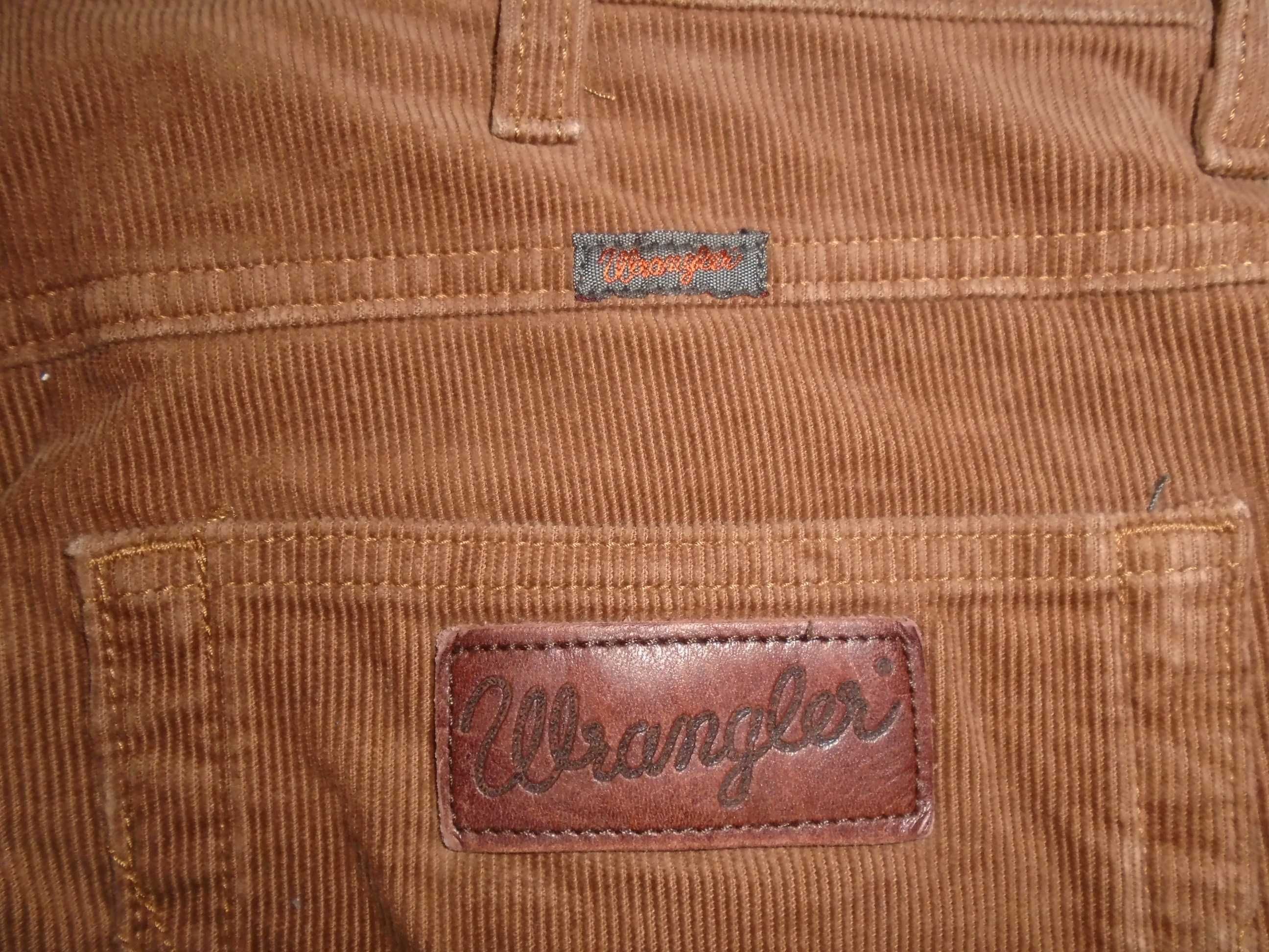 Джинсы вельвет Wrangler Arizona stretch USA W32 L30