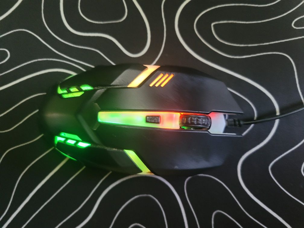 Игровая мишь с подсветкой
