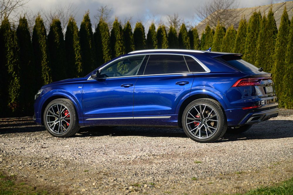 AUDI Q8 PNEUMATYKA, Masaże, Dociągi, Noktowizor, szyberdach nowe opony