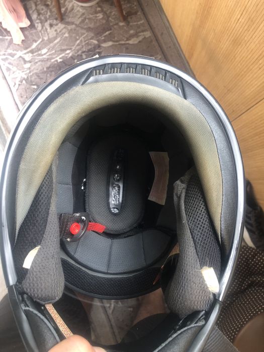 Продам шлем Arai