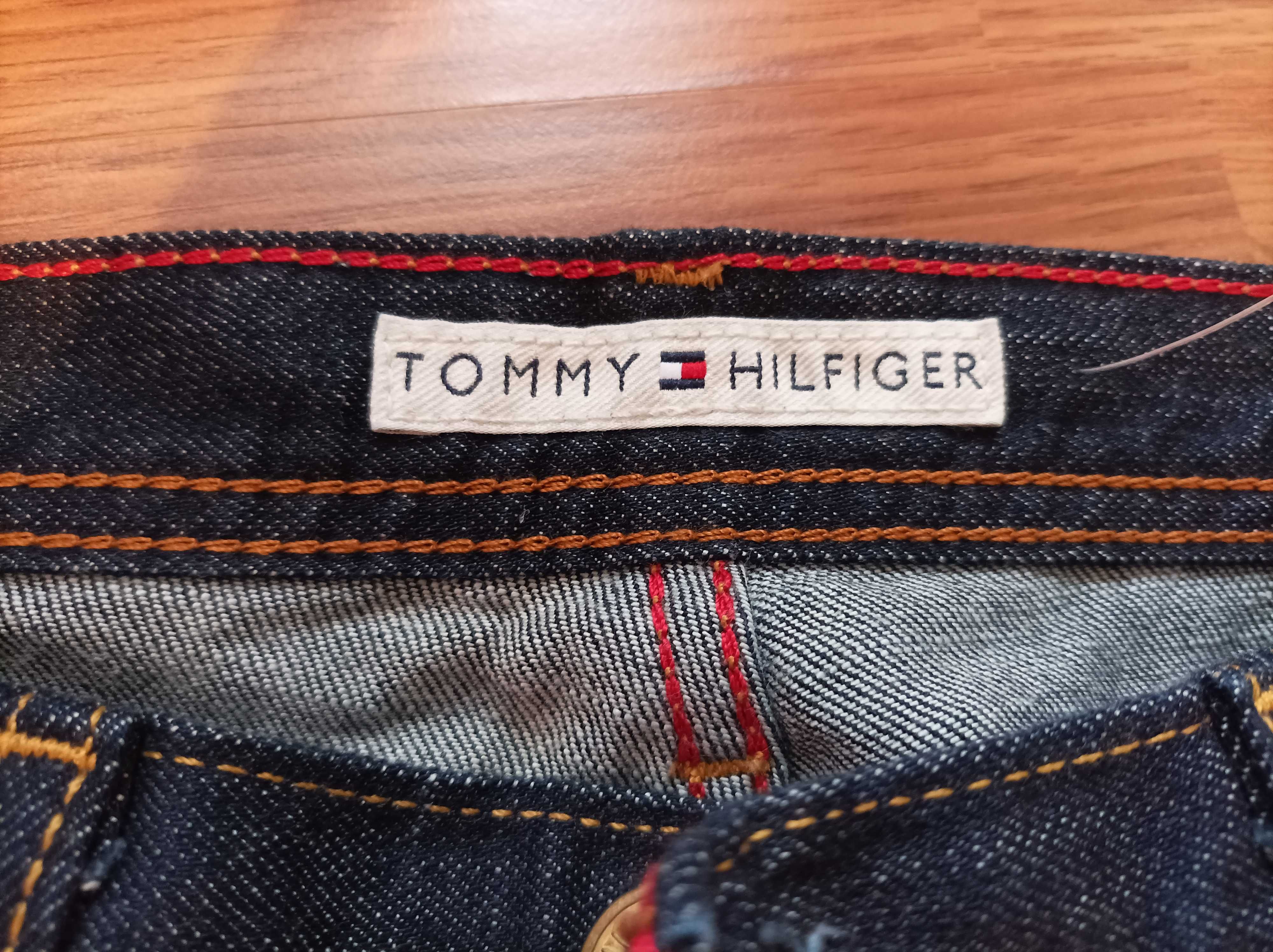 Spodnie Tommy Hilfiger rozm S/4 Nowe