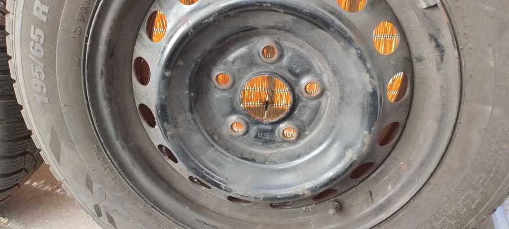 Komplet opon zimowych Toyota Auris II