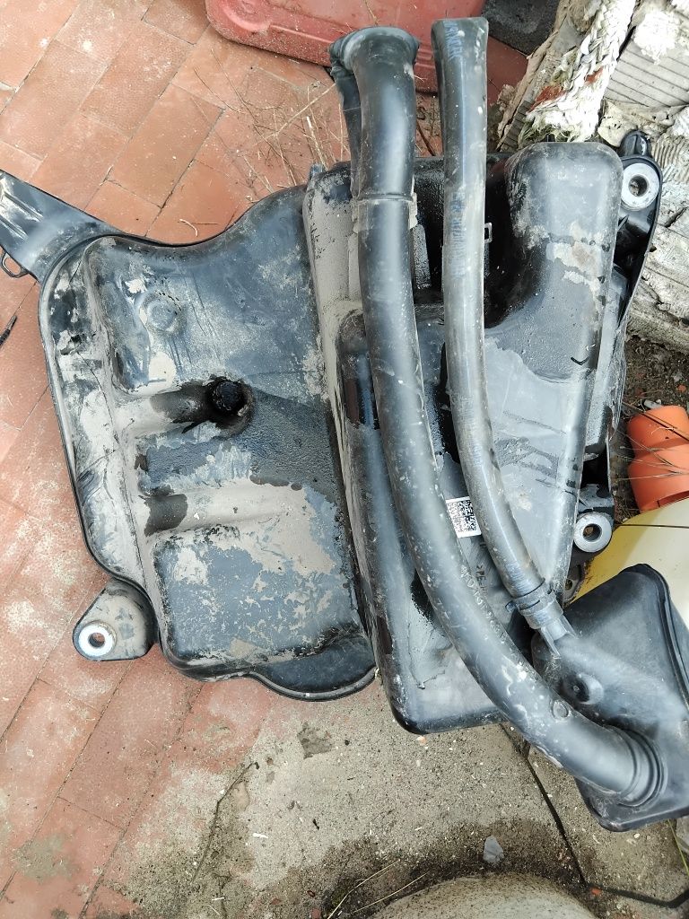 Продам бак адблю на ауді