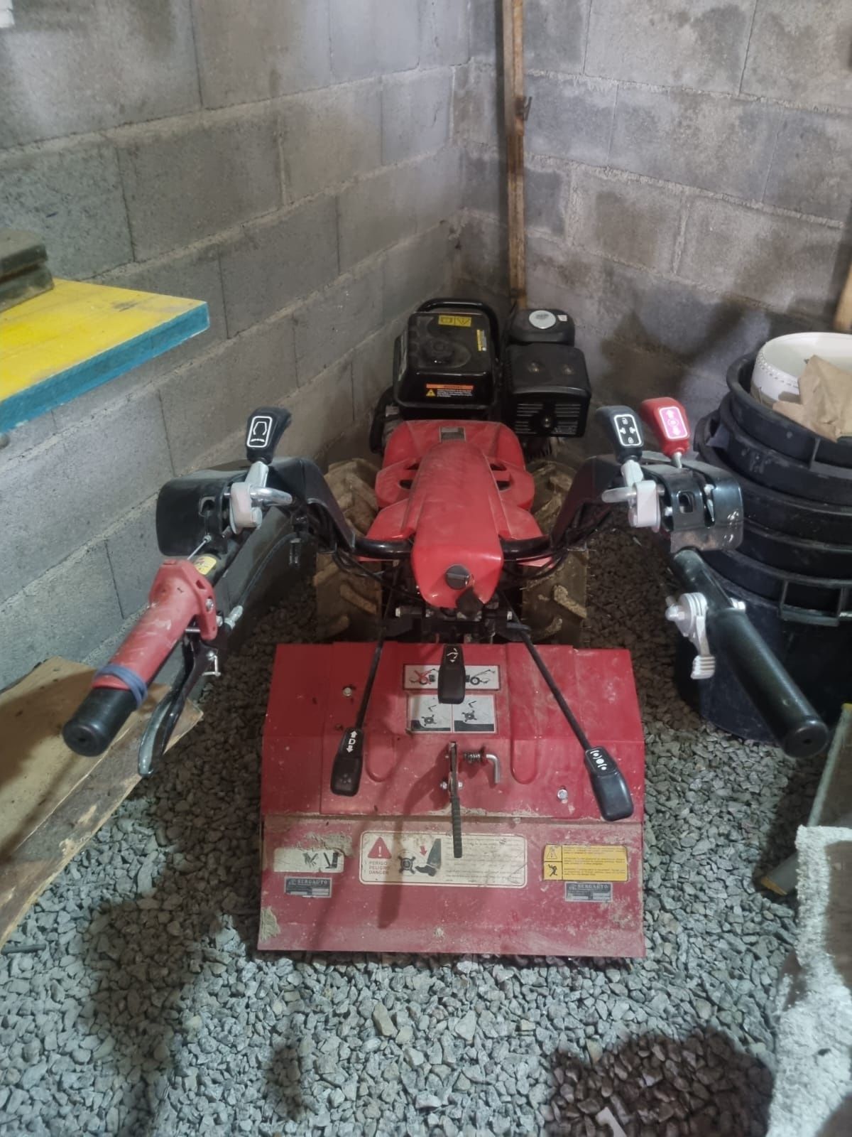 Motocultivador usado