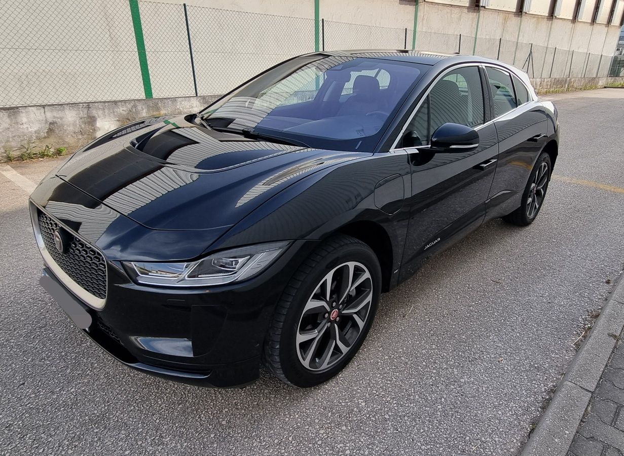 Jaguar EV400 AWD