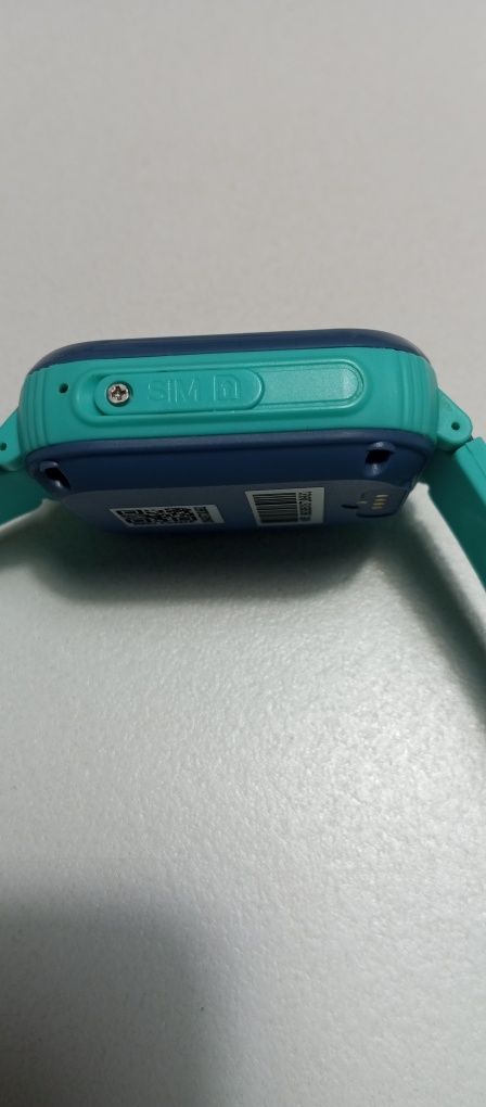 Relógio kid GPS novo