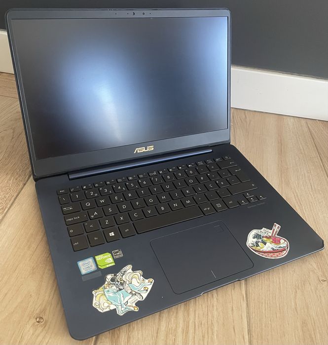 PC ASUS Ultra Slim + Subscrição Anti-Virus + Extras de Oferta