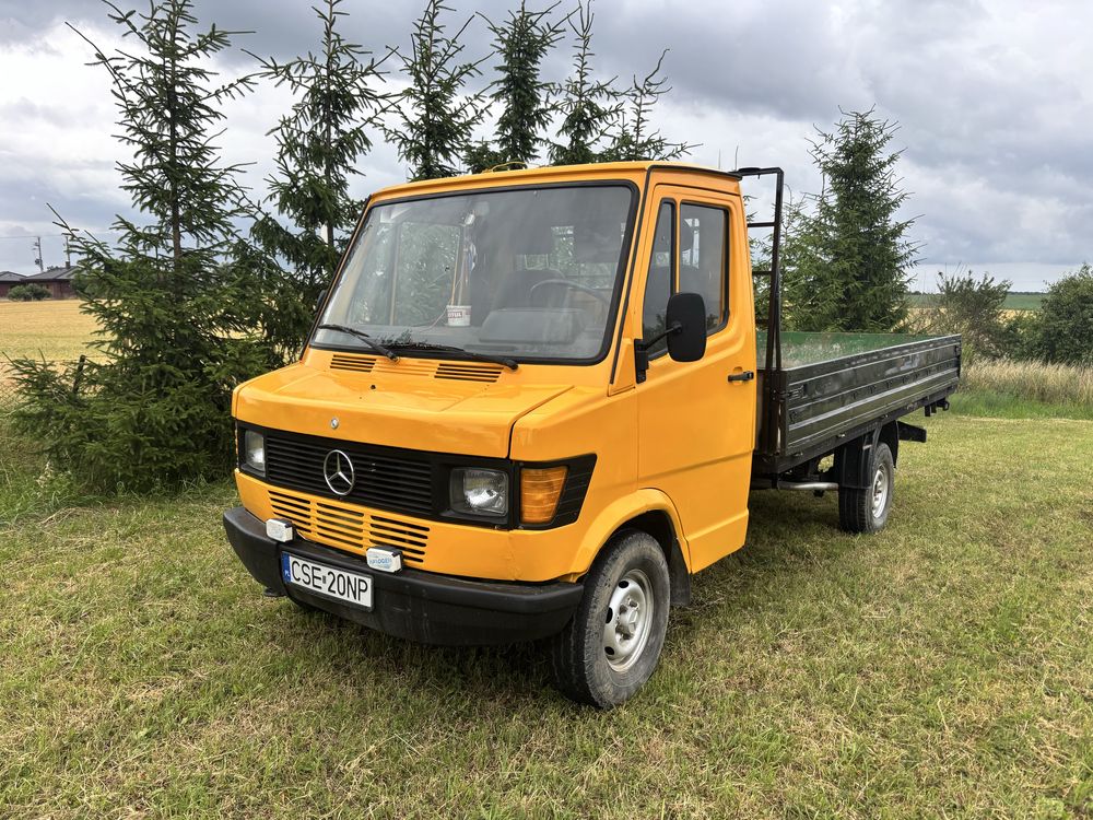 Mercedes 208d Kaczka 2,9d wspomaganie
