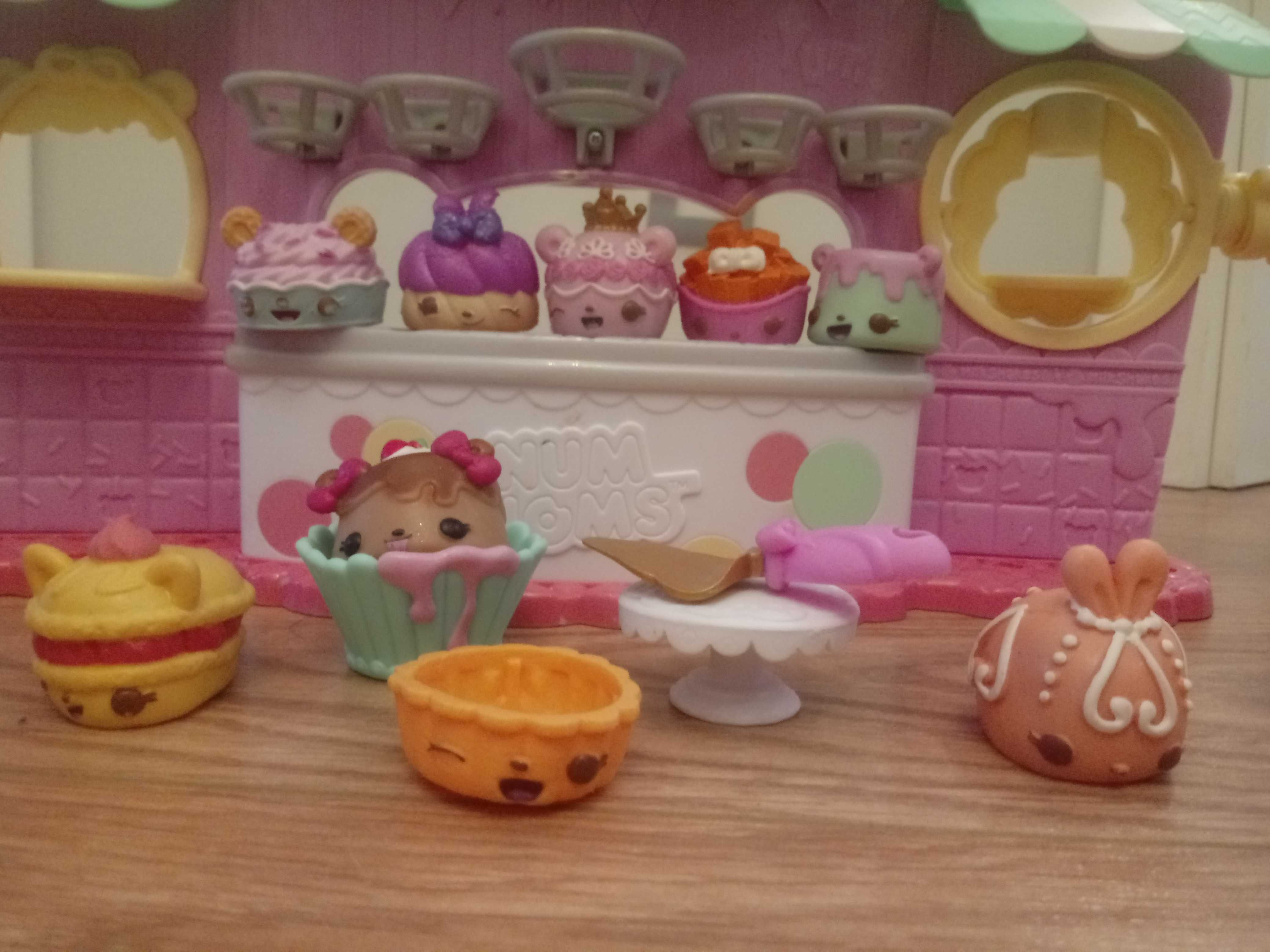 Fabryka lakierów num noms