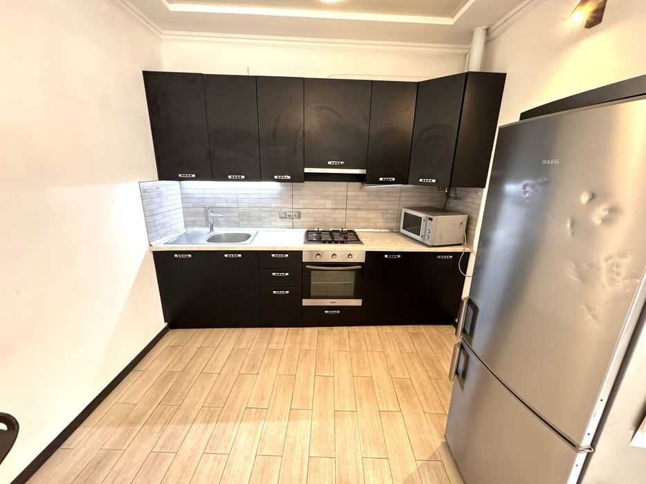 Уникальное предлодение. Центр!Квартира на земле.