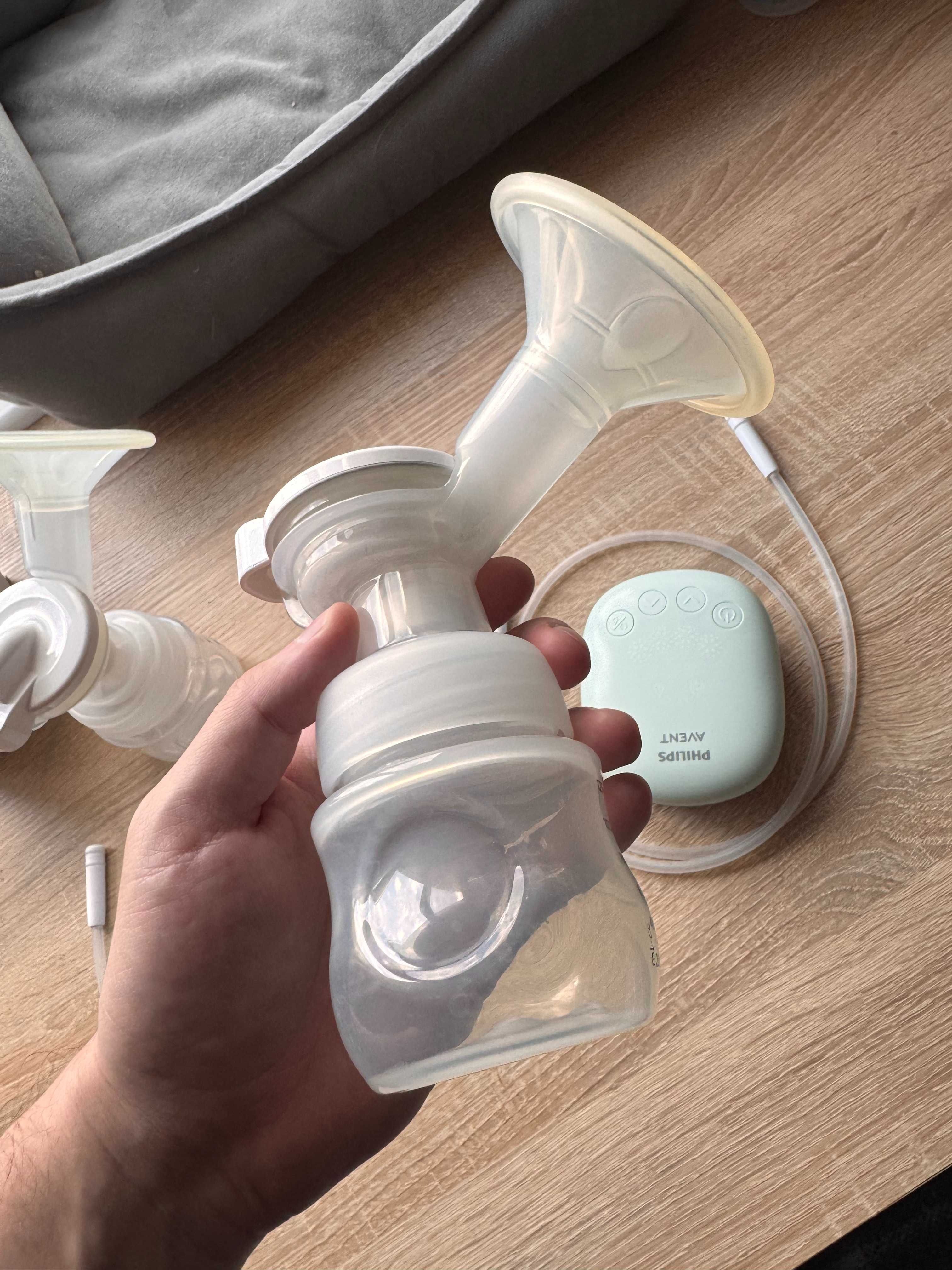 Електричний молоковідсмоктувач Philips AVENT SCF323/11