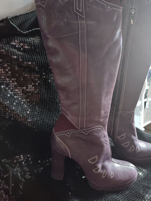 Чобітки жіночі, ексклюзивні