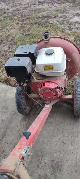 Dmuchawa spalinowa do zboża/wiórów