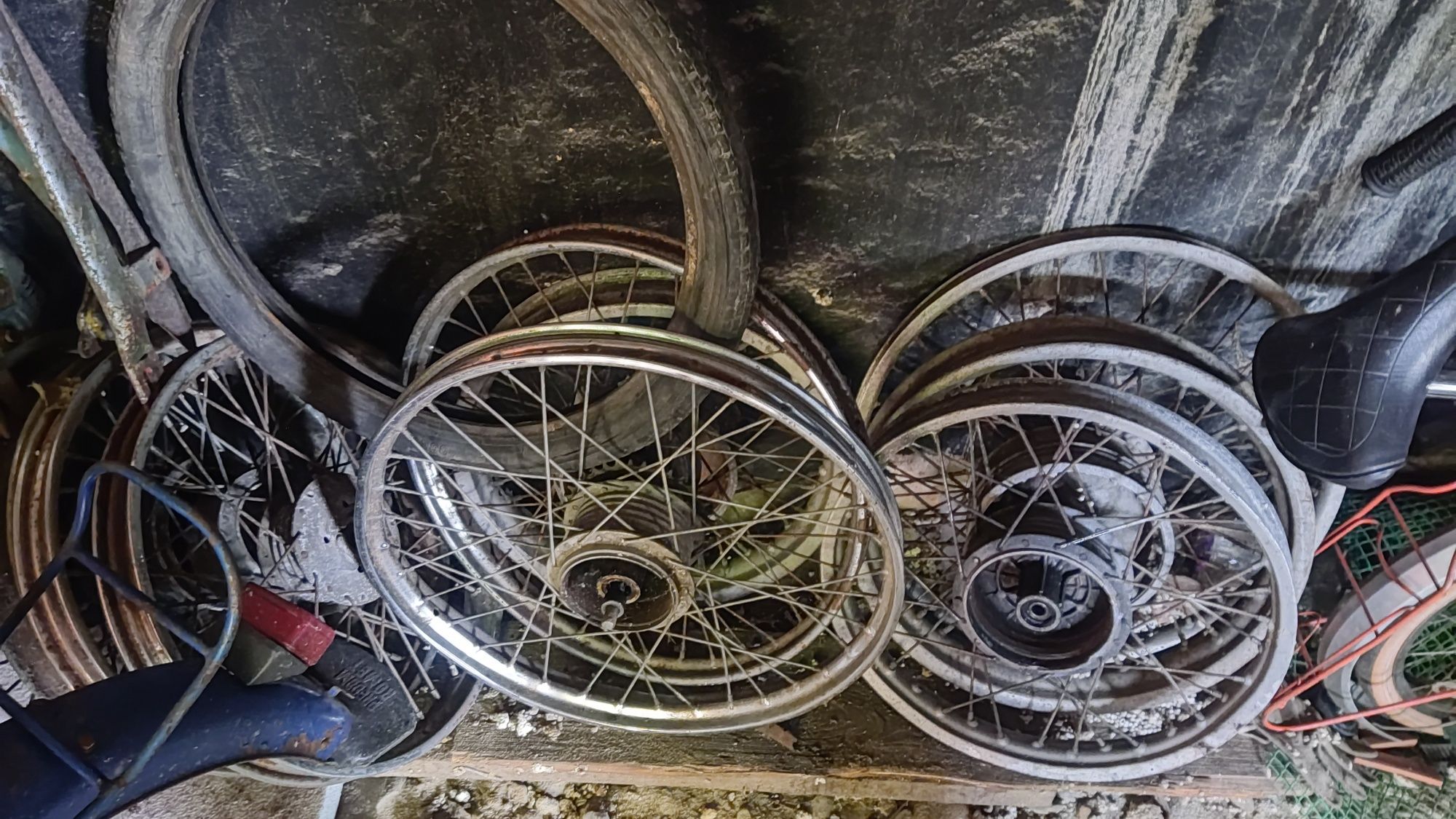 Cześć do motorowerów i rowerów Romet