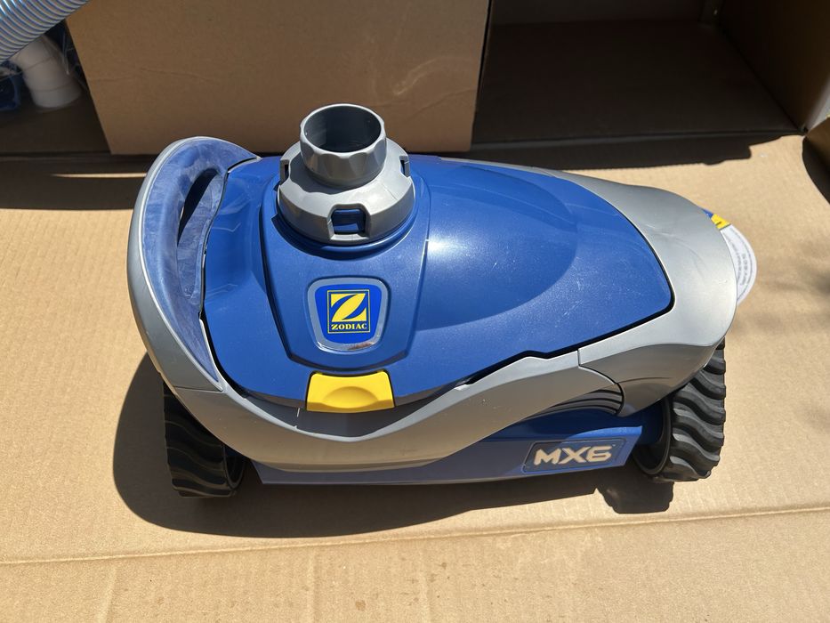 Robô de piscina zodiac mx6 negociável