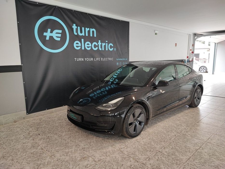 Tesla Model 3 Standard Range Plus RWD