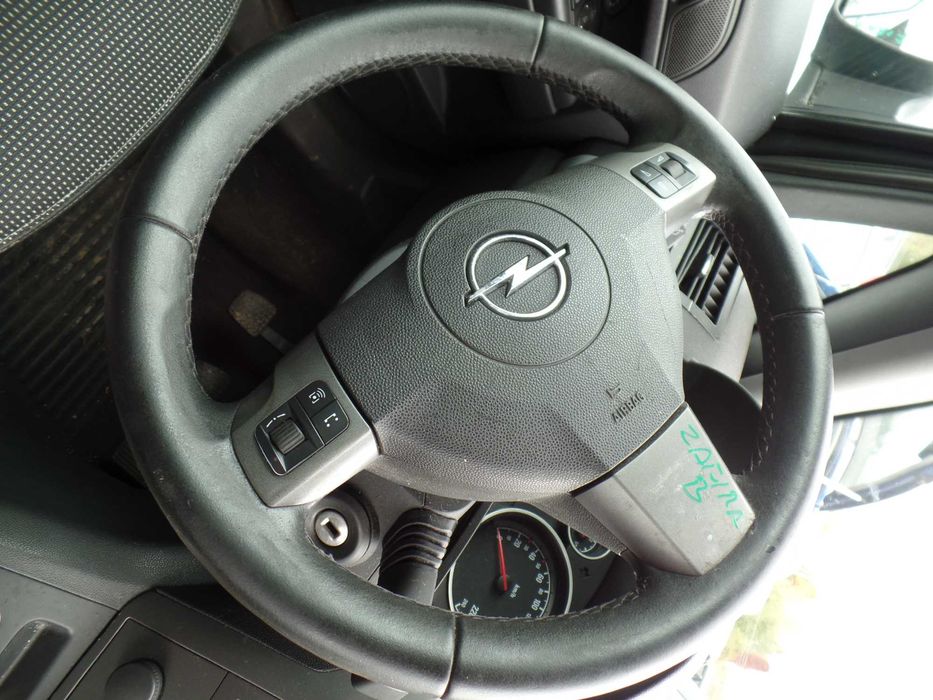 Paz5 Kierownica multifunkcyjna + airbag opel zafira B wysyłka części