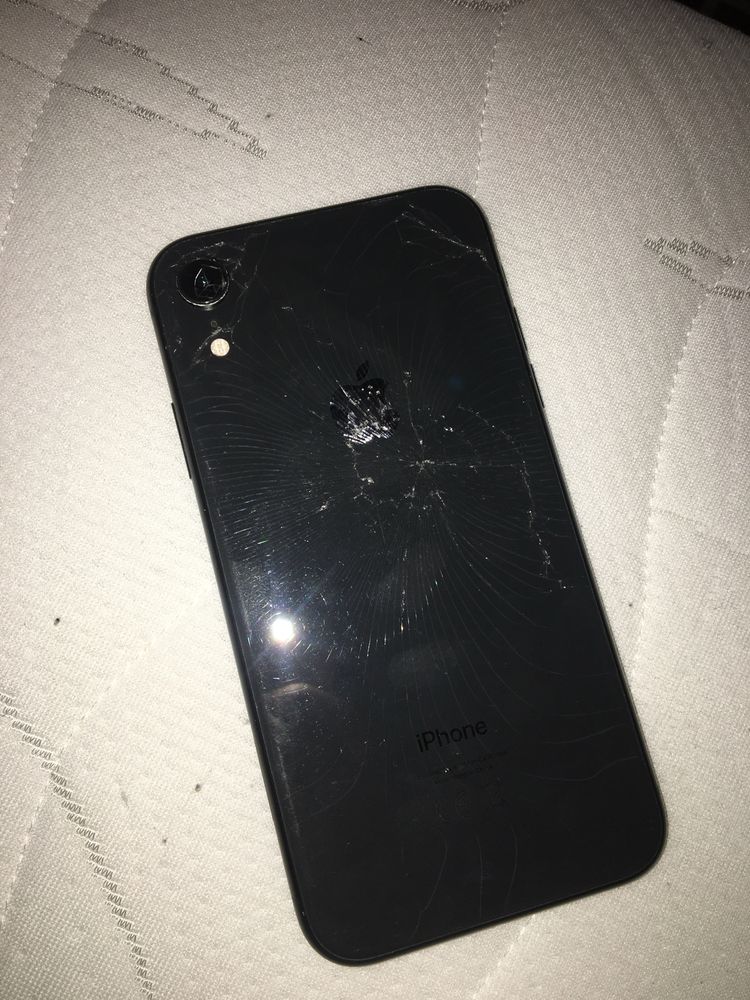 IPhone XR black 77%