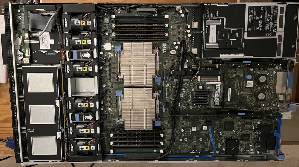 Dell PowerEdge R610 - 2xL5640; 128GB DDR3 ECC