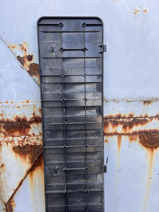 Обшивка багажника, пластик багажника bmw x5 e53 х 5 е 53