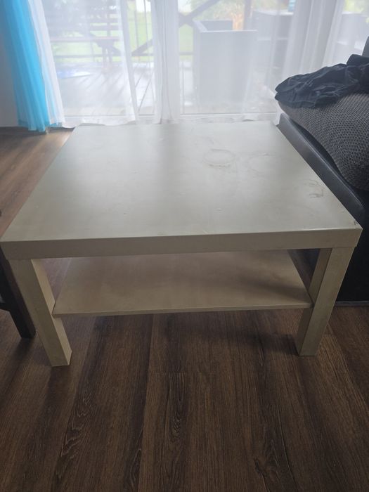Oddam stolik za darmo