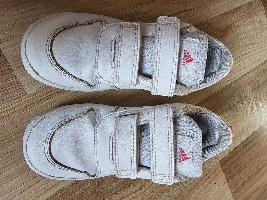 Adidas dla dziewczynki rozm 27 stan db