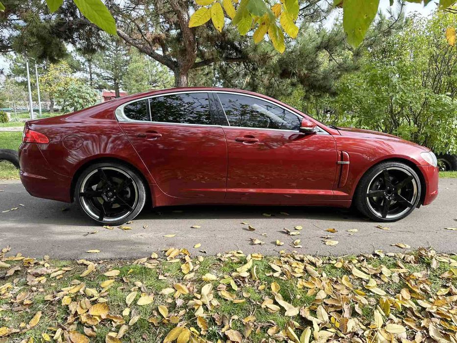 Официальный Jaguar XF 3.0 газ/бензин 2012 год (ЕВРОПА)