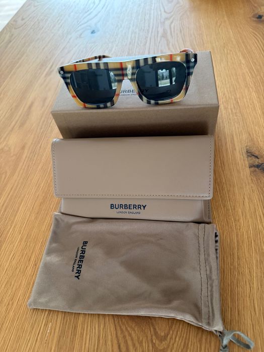 Óculos Burberry originais