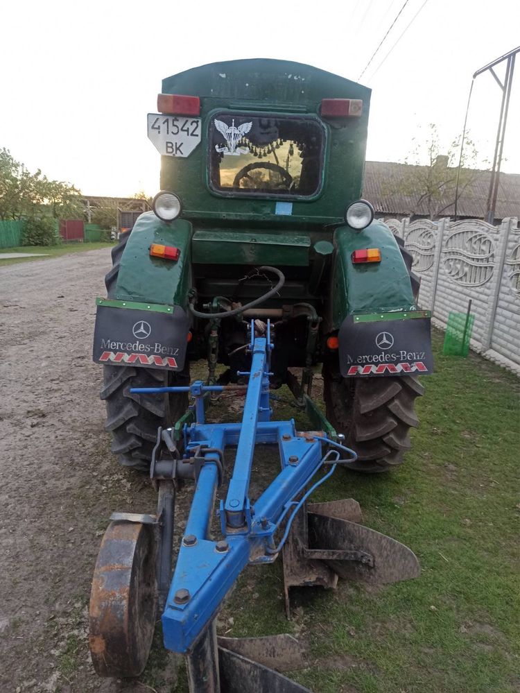 Продам Т-40 АМ з плугом