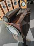 Bowers & Wilkins 705 S3 Signature 08.2024 ze standami jak nowe