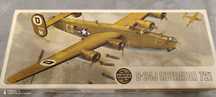 Model do sklejania unikat Airfix  B-24J Liberator 1:72