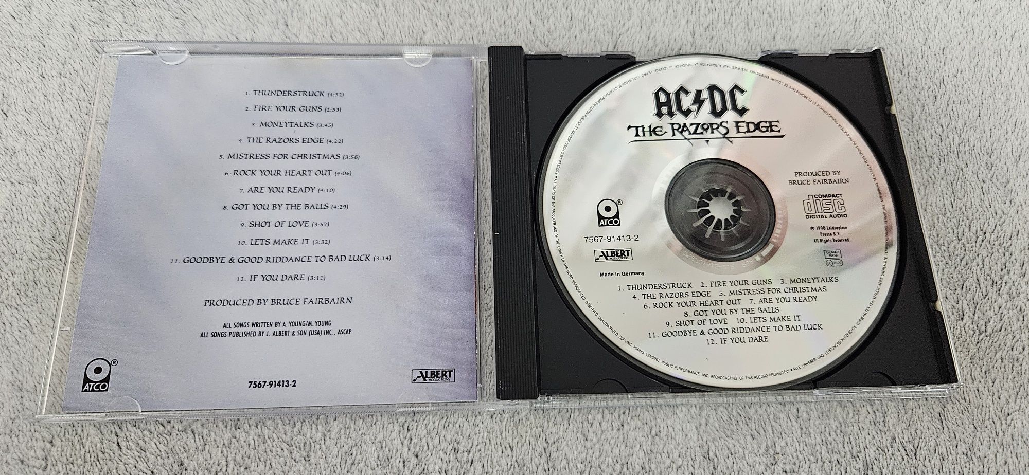 AC/DC - The Razor Edge.