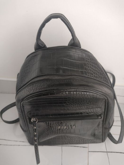 Plecak damski Mohito czarny z imitacji skóry