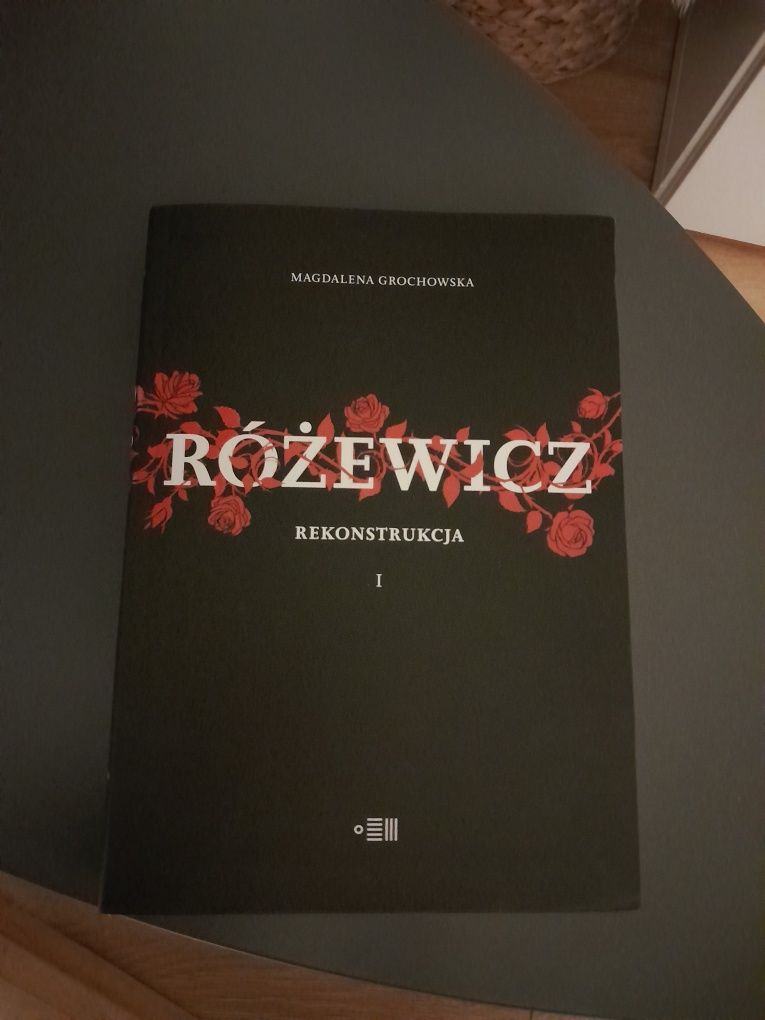 Różewicz. REKONSTRUKCJA. Magdalena Grochowska