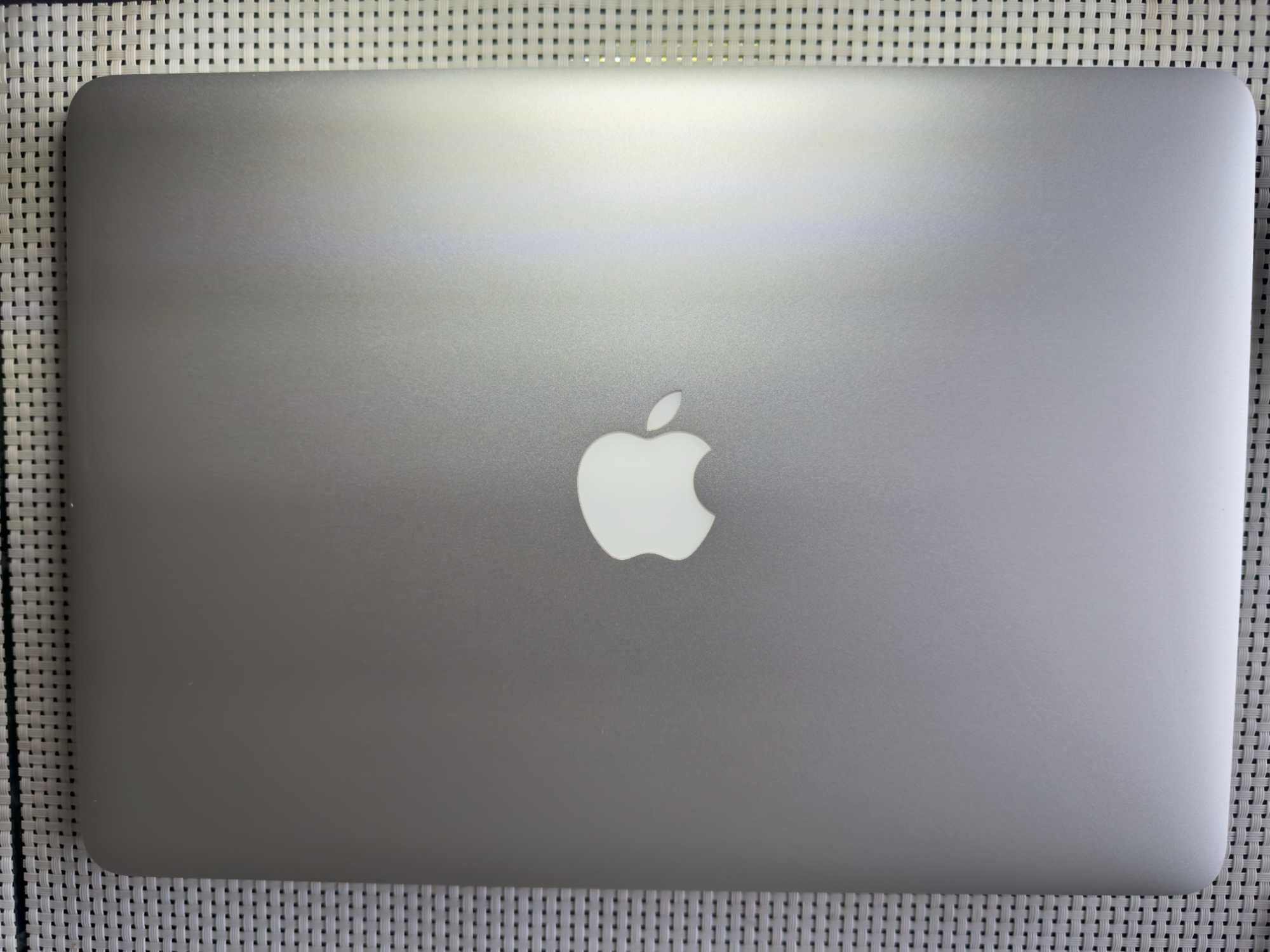 Apple Macbook Air 13'|i7 Core|8GB RAM|1TB SSD|Model A1466|Ano 2013
