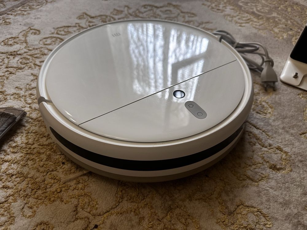 Миючий робот пилосос xiaomi robot vacuum mop c1