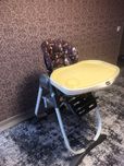 Продам стілець для годування CHICCO