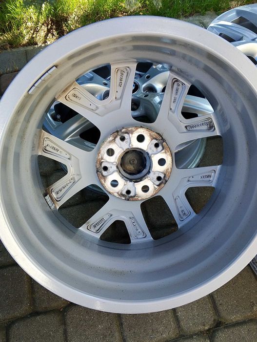 alufelgi z czujnikami4szt. 17 cali Orginał BMW