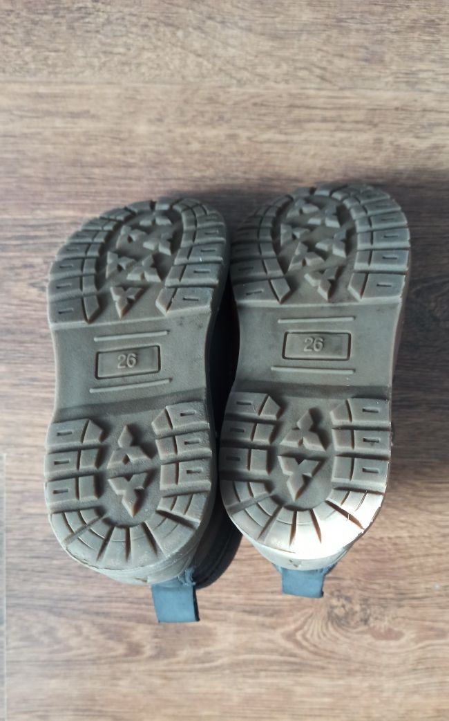 Buty chłopięce za kostkę zapinane na rzep