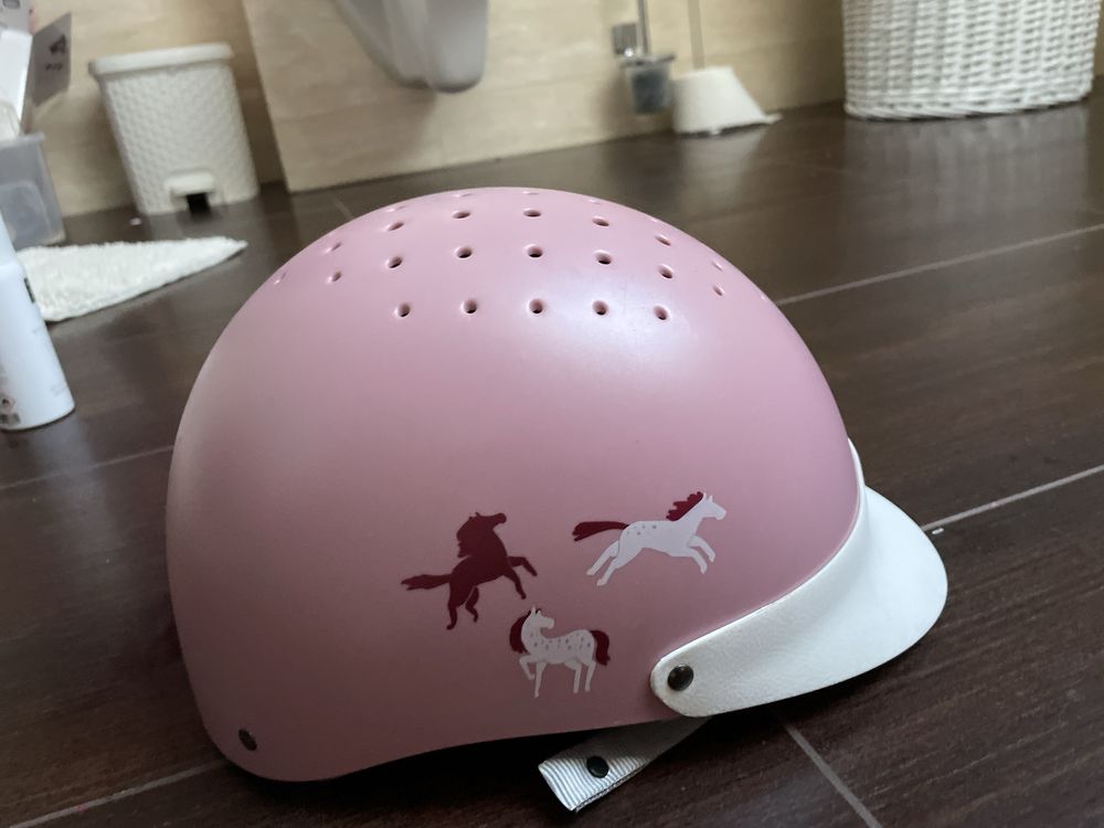 Kask jeździecki rózówo biały