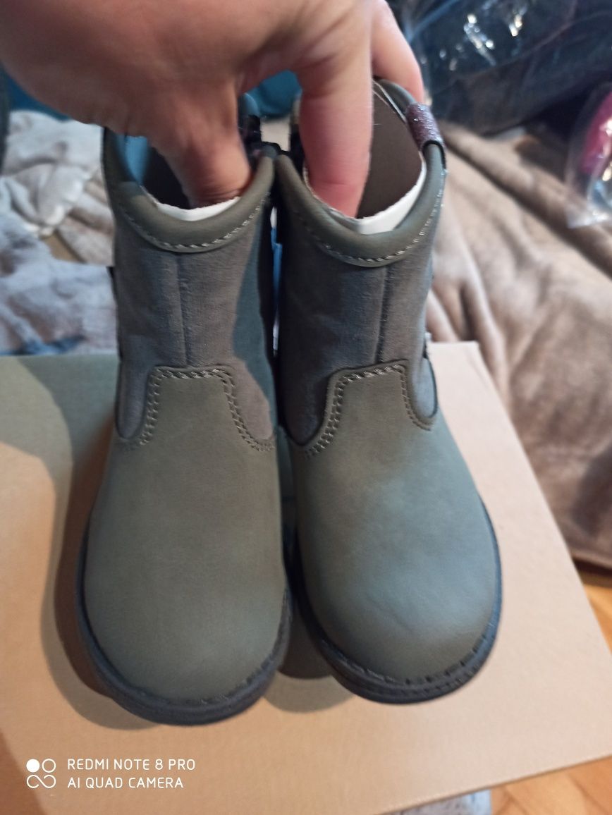 NOWE buty jesienno- zimowe skórzane FRIBOO r. 24 j EMEL MRUGAŁA zimowe