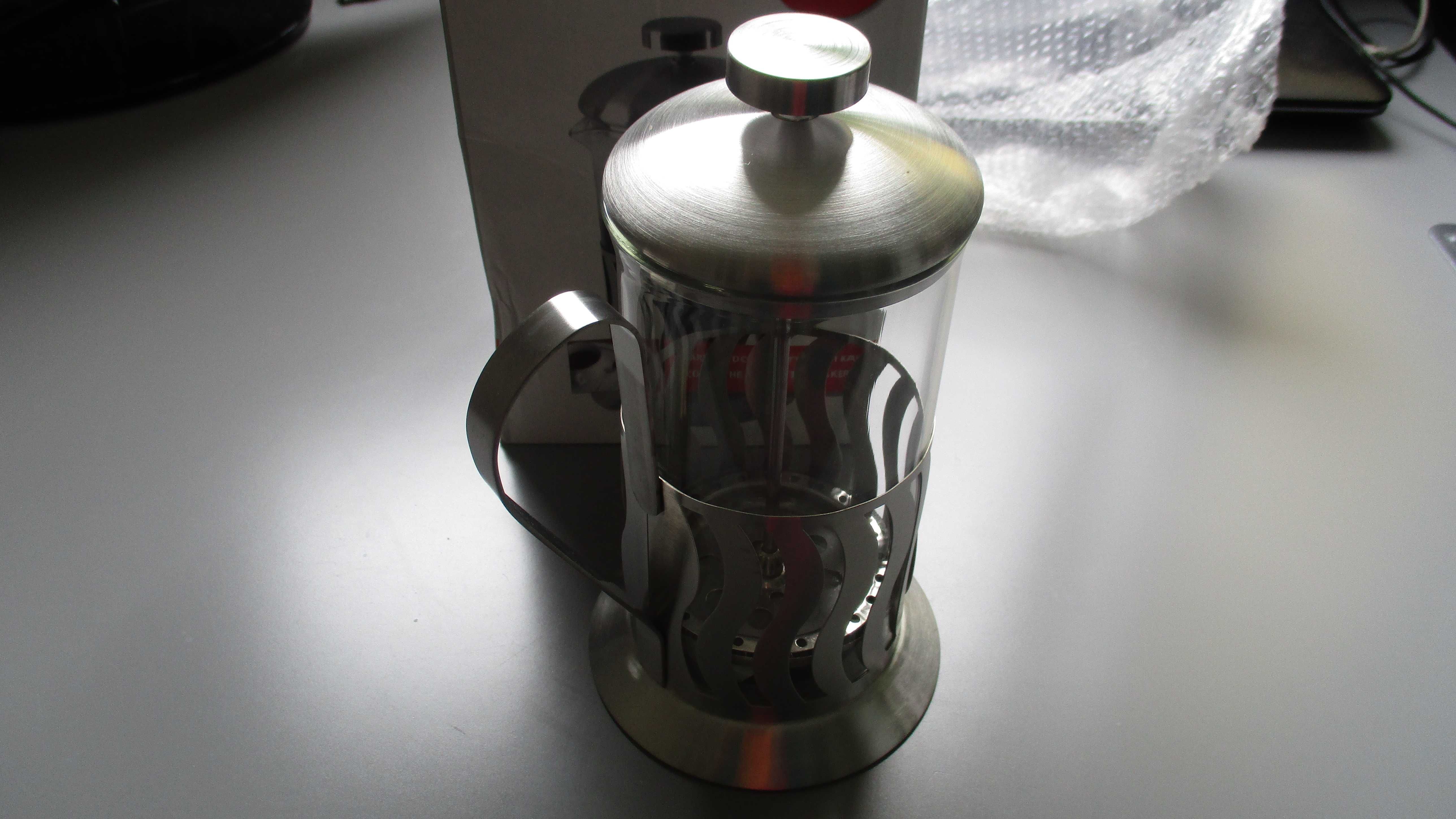 Zaparzacz do herbaty ziół kawy 600 ml Domotti nowy