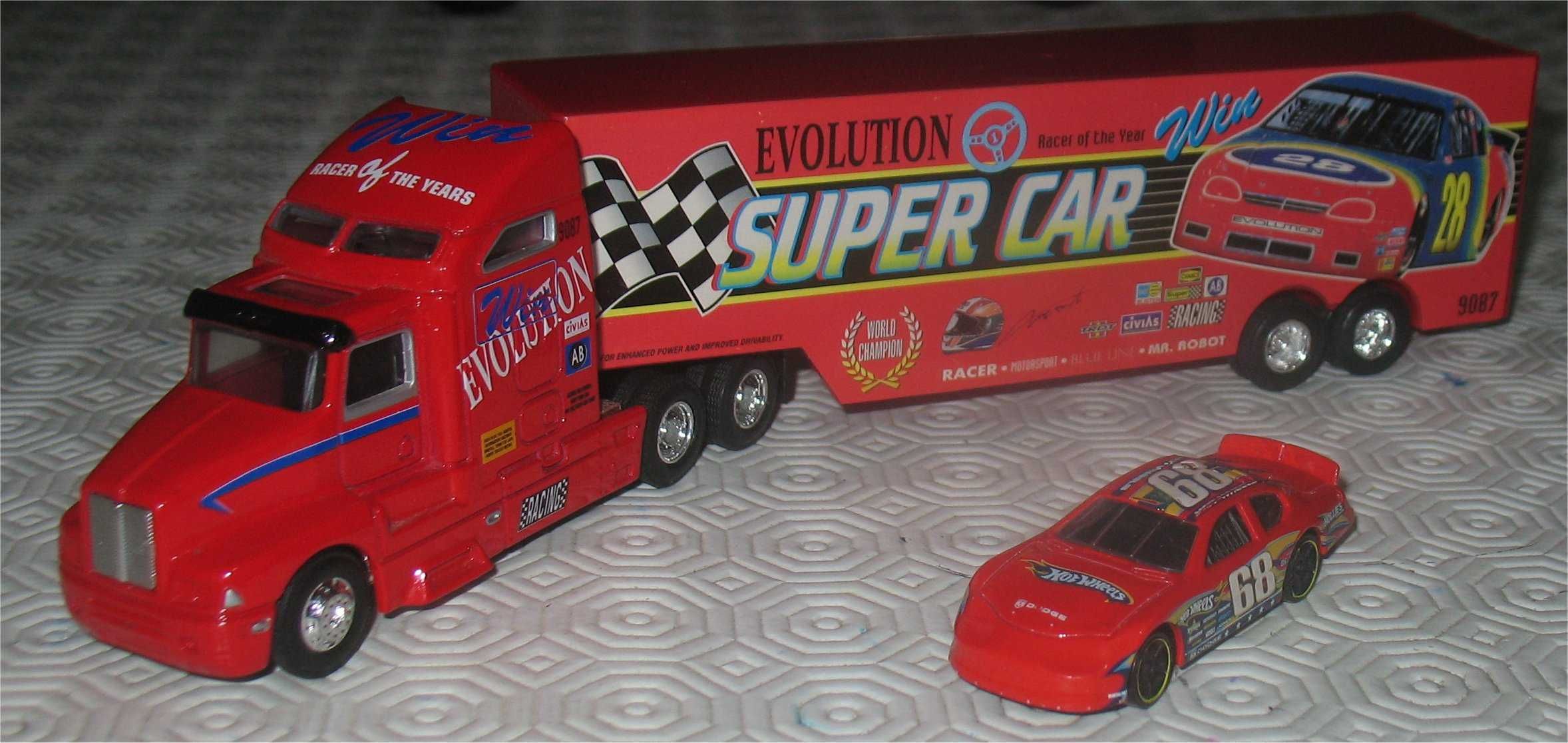 Conjunto Camião Transportador NASCAR + Dodge Charger Stock Car (2010)