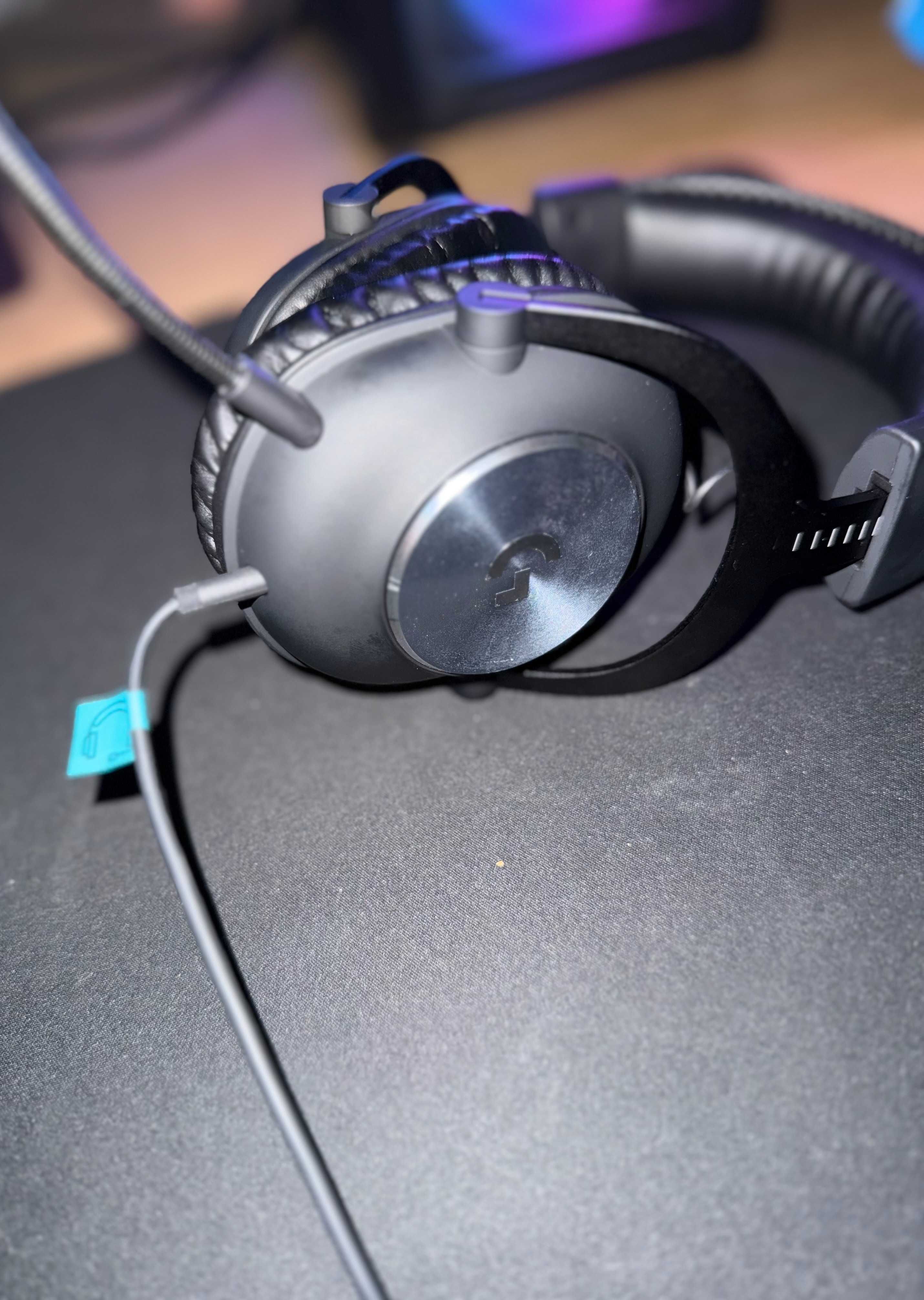 Pack Gaming Logitech PRO + SteelSeries – Headset, Rato e Teclado