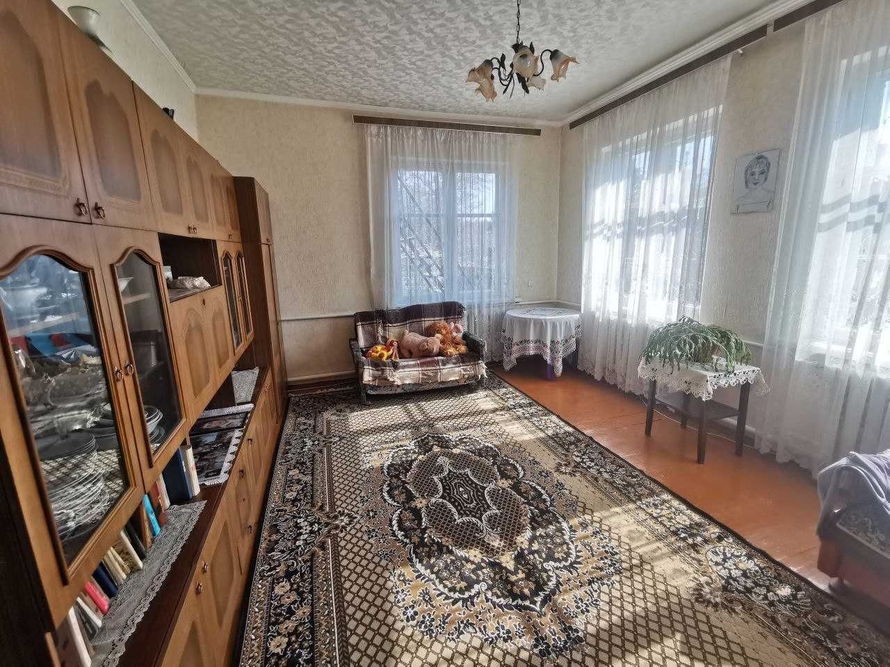 Будинок, 130м2, Обухів, вул. 8 листопада. 19 соток. Обмін на квартиру