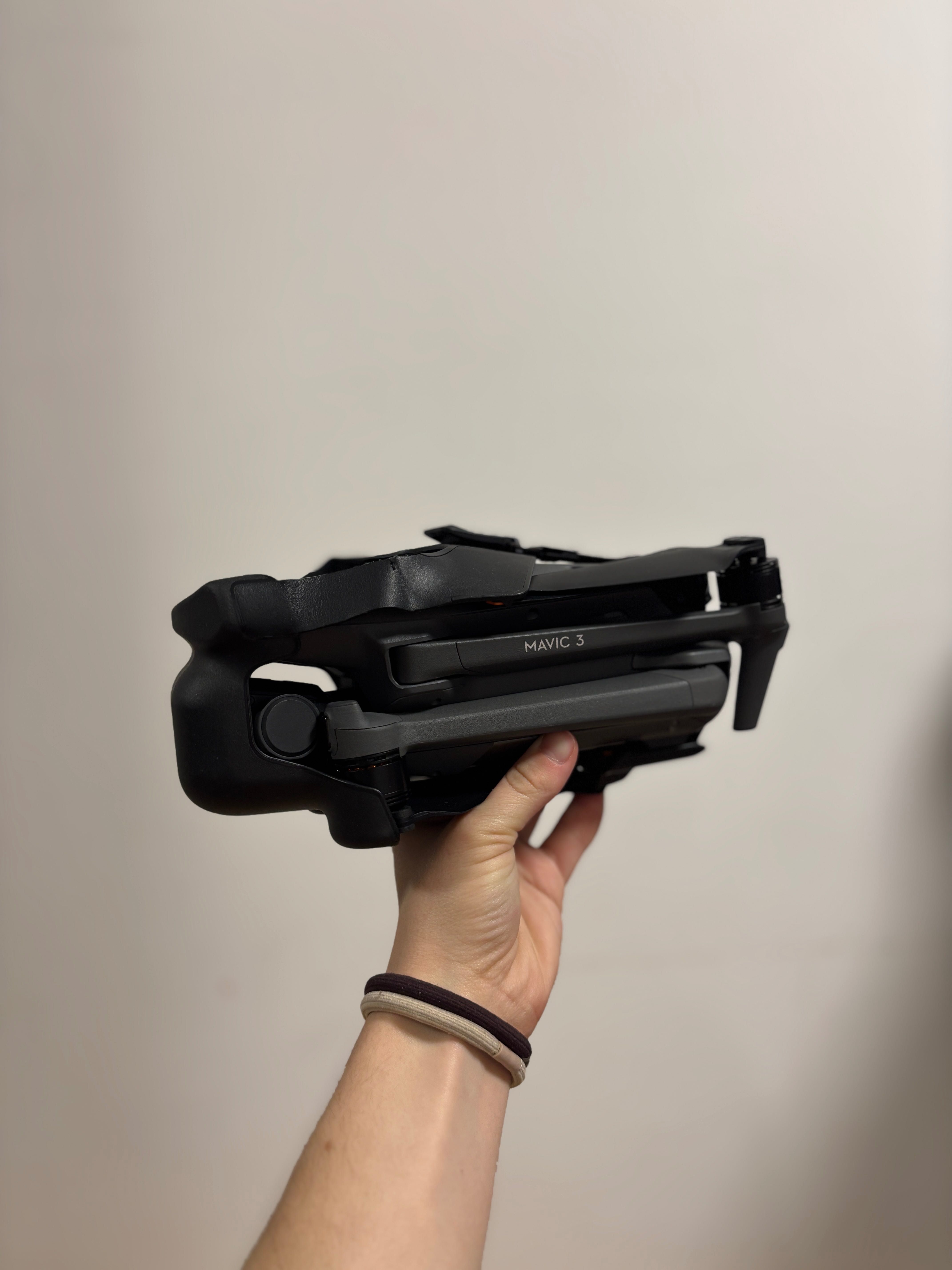 Дрон DJI Mavic 3